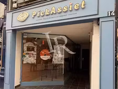 location locaux professionnels 2 pièces 67 m² à le puy-en-velay (43000)  830 €