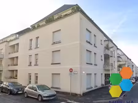 location parking 12 m² à la riche (37520)  80 €