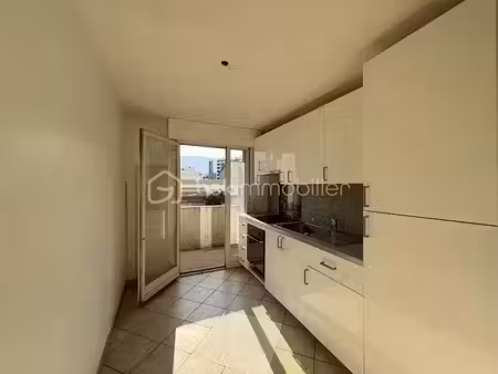 vente appartement 3 pièces 74 m² à grenoble (38000)  135 000 €