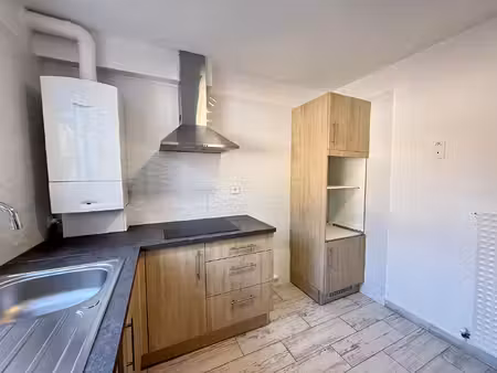 a louer - muret - appartement t3 de 57 m² avec cuisine équipée  jardin et cour - g1333