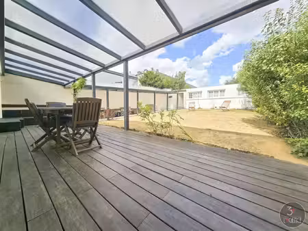 vaste maison complète sur secteur recherché