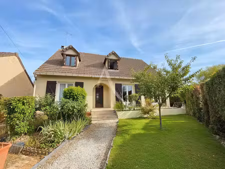 maison familiale 5 chambres avec jardin et sous-sol à penchard
