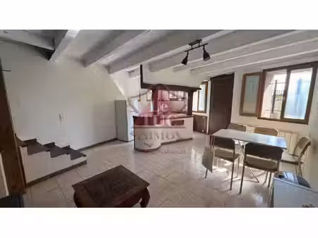 exclusif ! charmante maison de village au coeur du village mé