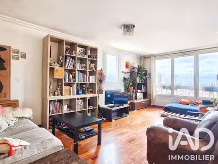 appartement à les lilas (93260)