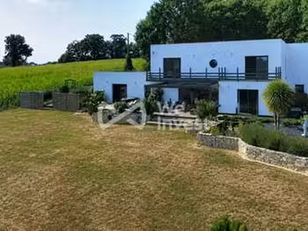 vente maison à moncé-en-belin (72230) : à vendre / 388m² moncé-en-belin