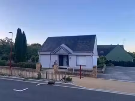 vente bureaux et commerces à saint-rémy-de-sillé (72140) : à vendre / 52m² saint-rémy-de-s