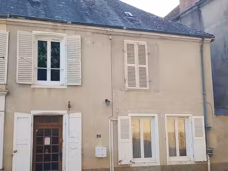 maison de caractère avec pierre 130 m²  jardin 2000 m²  morvan  bourgogne — 125 000 €