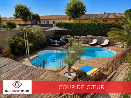 maison de 4 chambres   avec piscine  ascenseur et grand garage   prestations haut de gamme