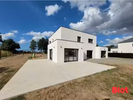 vente maison à sens-de-bretagne (35490) : à vendre / 162m² sens-de-bretagne