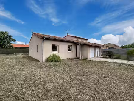 vente maison 4 pièces  78.70m²  gratentour