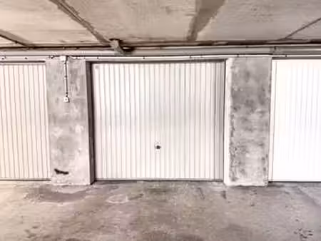 vente garage et parking à caen st-gilles (14000) : à vendre / 15m² caen st-gilles