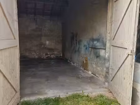 garage/box