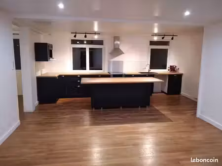 appartement à louer 77m2