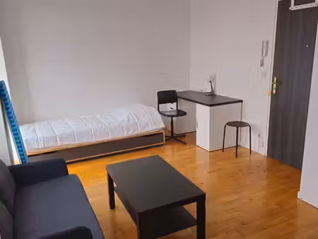 studio meublé 24m² – croix – 20 min à pied de l’edhec – disponible de suite