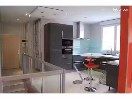 superbe f3 duplex de 86 m² avec terrasse & jardinet de 75 m² proche chu brabois / vélodrom