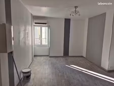 beau t2 de 50 m² centre ville eyragues