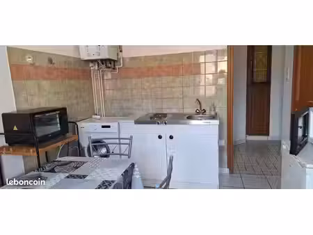 location studio meublé 38m2