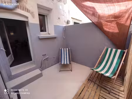 belle mdv rénovée avec cour
