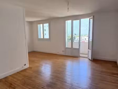 a louer f3 à saint-egrève