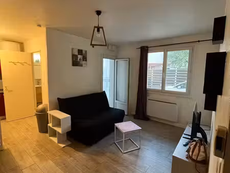 studio meublé