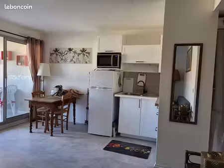 t2 meuble location à l'année +1 pkg