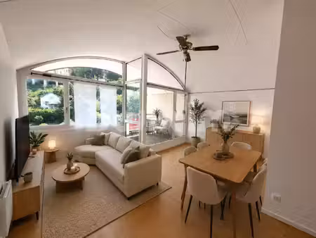 vente t3 proche centre aix les bains - superbe vue dégagée sur château
