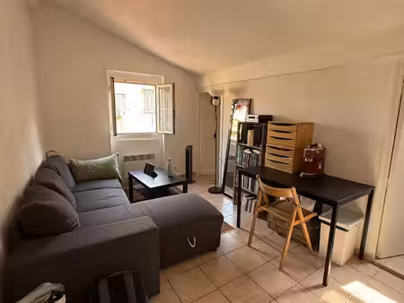 2 pieces 19.59 m2- vieux nice