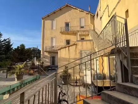 studio - 23m ²