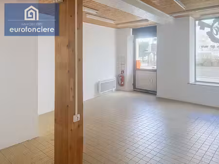 local commercial aix villemaur palis 2 pièce(s) 33 m2