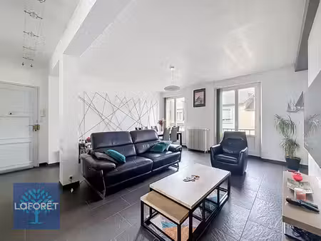 appartement fougeres 3 pièce(s) 81 m2