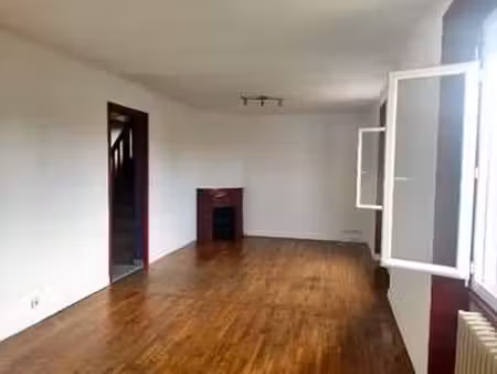 location maison à lignol (56160) : à louer / 80m² lignol