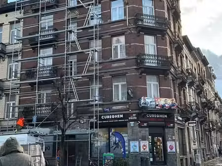 appartement 6 chambres anderlecht  rue des vétérinaires
