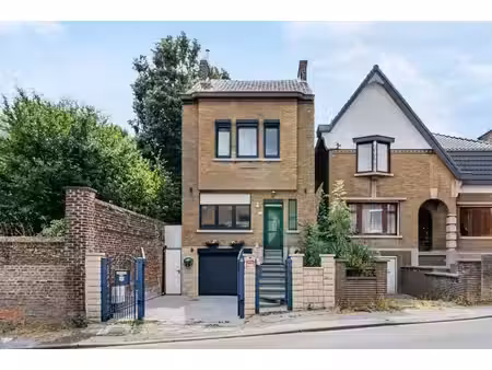 ? maison 4 façades de caractère avec garage