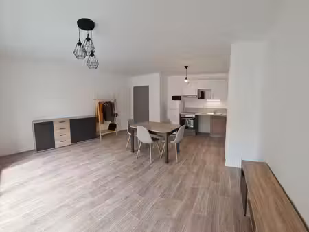 t2 meublé 46m² + loggia 4m² quartier st symphorien