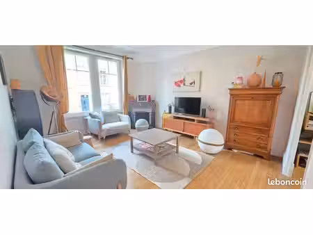 maison 150m2 entièrement rénovée laval bel air