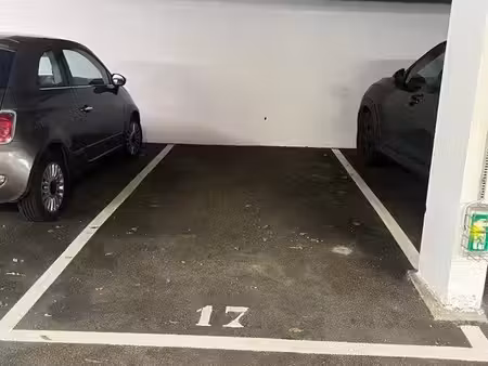 parking couvert sécurisé