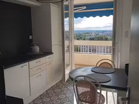 meublé coquet refait à neuf