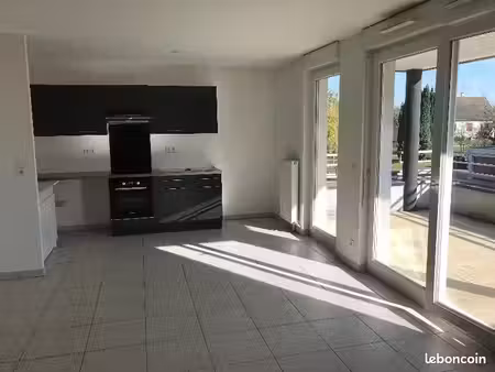 appartement 3 pièces 63 m²