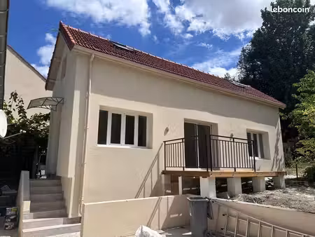 maison à louer sarcelles village