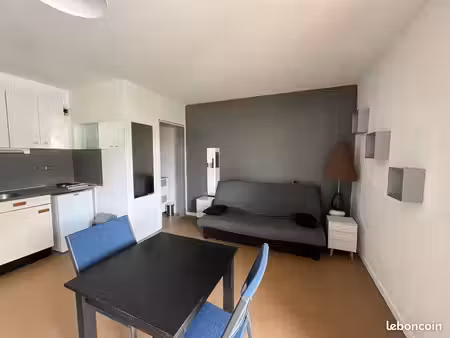 studio à l’année