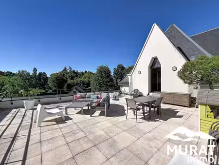 duplex aux allures de maison sur royat-135m² et deux grandes te