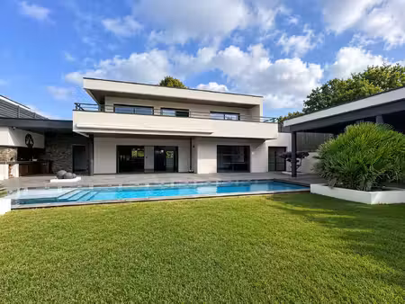 5 min de pau centre - villa californienne d'exception