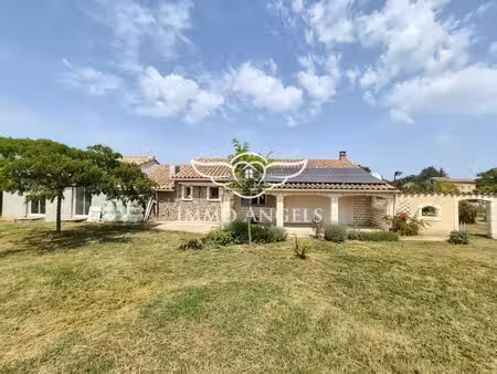 maison de plain-pied 153 m² sur terrain de 2 465 m²
