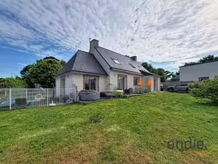vente maison piscine à saint-évarzec (29170) : à vendre piscine / 143m² saint-évarzec
