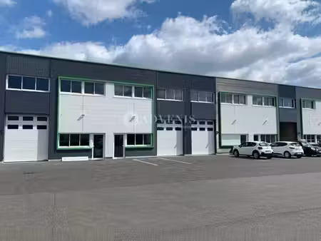 location local d’activités semoy 45400 244m²