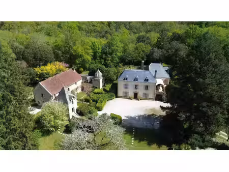 manoir de caractère avec gîtes et piscine proche sarlat