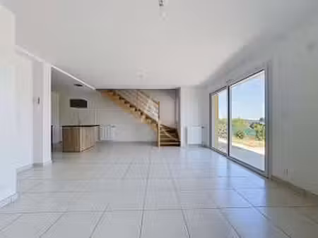 location maison à château-gontier-sur-mayenne (53200) : à louer / 86m² château-gontier-sur