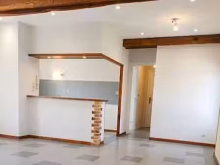 vente appartement 3 pièces à chalonnes-sur-loire (49290) : à vendre 3 pièces / 70m² chalon