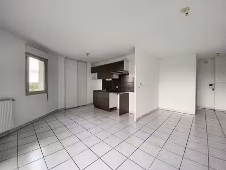agréable appartement t4 de 74 m² avec balcon- secteur grand selve