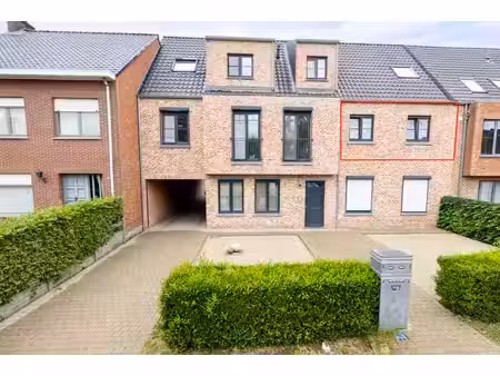 appartement te koop in zandhoven met 2 slaapkamers